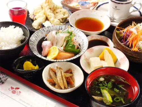 Specialty Sakura Gozen (low-carbohydrate lunch)
