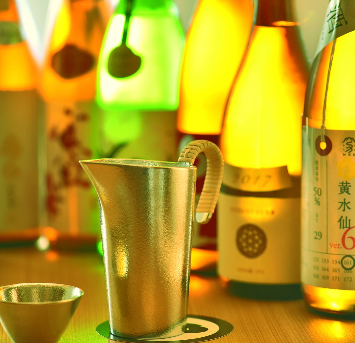 We offer a wide variety of carefully selected sake.