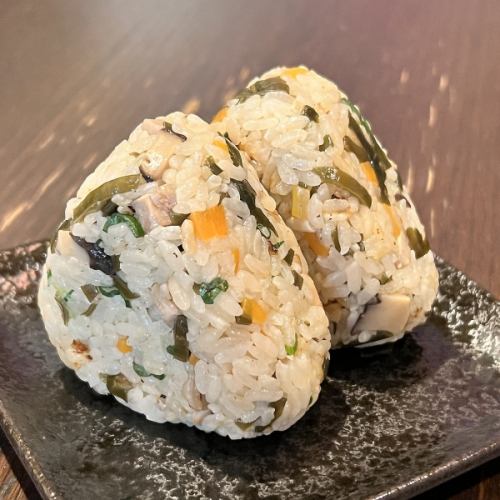 Juicy rice balls (2 pieces)