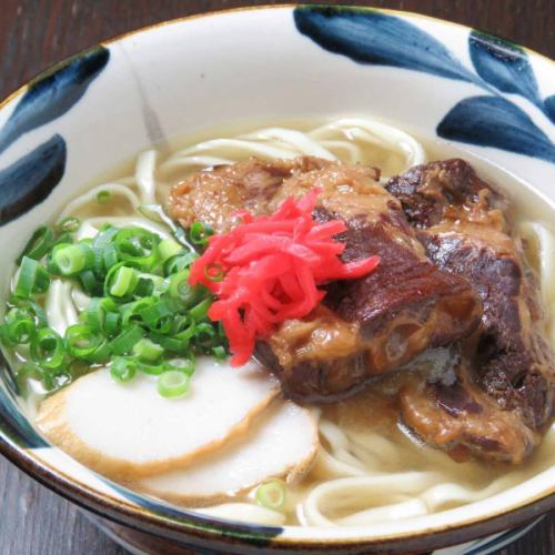 How about some warm soki soba?
The cartilage pork ribs are melting nicely right now 💕

⚠️Tomorrow is Wednesday so we will be closed.
Thank you very much🙇‍♀️

And please make reservations for the year-end party too.
(You can check the courses from the Hot Pepper Gourmet address on our profile)

#Fukuyama City #Fukuyama Station #Funamachi #Sega #Yugafu #Invoice registered store #Okinawan cuisine #Awamori #Orion beer #Fried shekwasha #Homemade Jimami tofu #Sata andagi #PayPay #Reservations welcome #Closed day notice #Now accepting reservations for year-end parties