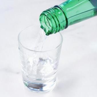 種類豊富なドリンクで乾杯