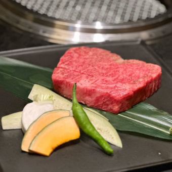 【12月19日~12月30日限定】ROYAL 聖誕節套餐【10道菜】(僅限食物)9,000日圓(含稅)