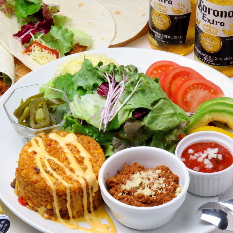 We welcome you to use only meals! Feel free to enjoy TEX MEX dishes ♪