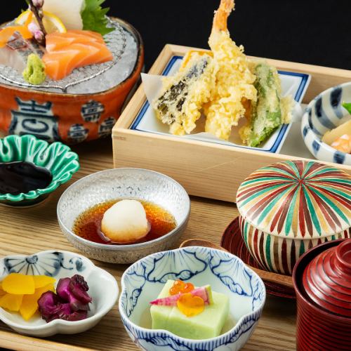 ■『筐咲季膳』＋330円(税込)で「季節のデザート」と「珈琲」が付きます。