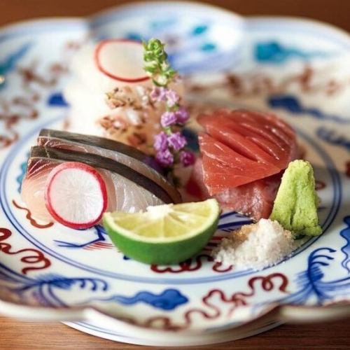 ●毎朝、『鯖・生本マグロ・鯛・鰤』など入荷してます！