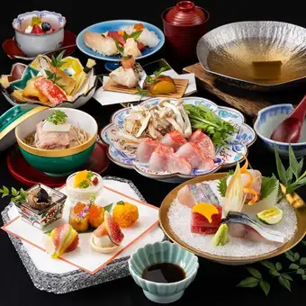 For business dinners, entertaining clients, or family meals, try our "Seasonal Kaiseki Course" (9 dishes) for 10,000 yen.