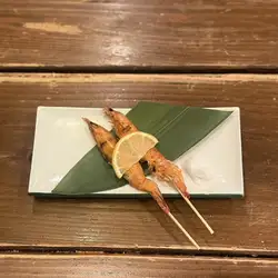 【殻ごといける】有頭エビ串焼き