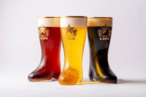 Have a nice toast with a nice boot glass♪
