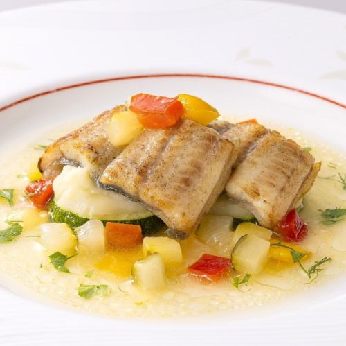 Pan-fried Mikawa eel with yuzu pepper vinaigrette sauce