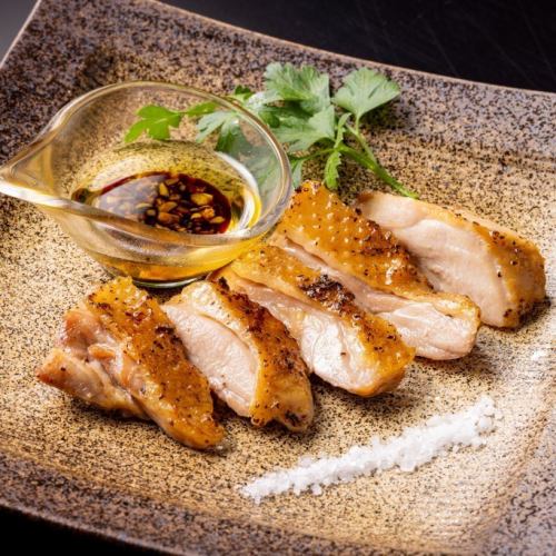 愛知の星。名古屋コーチン。旨味と食感をお楽しみ下さい