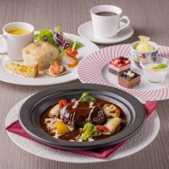 土日祝限定【選べるメイン】ランチコース ~デザート4種盛&コーヒー・紅茶付き~