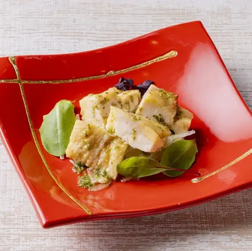 Cold Nagoya Cochin Chicken Genovese Marinade