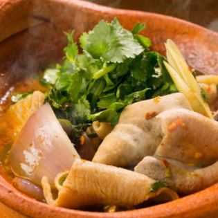 トムヤムホルモン