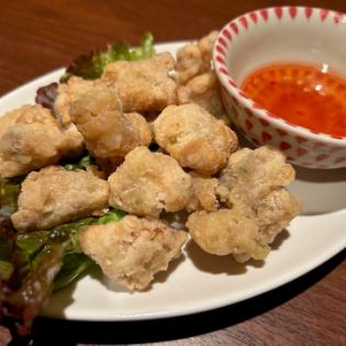 軟骨のレモングラス揚げ