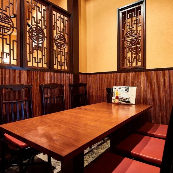 【개인실 있음】개인실은 최대 8명까지 이용할 수 있습니다.회사 연회, 친구끼리 마시기, 생일 파티, 여자 모임 etc ... 어떤 장면에서도 즐길 수 있습니다 ♪ 전화 예약은 물론이지만, 24 시간 365 일 대응의 Net 예약도 편리하므로, 그쪽도 함께 이용하십시오.