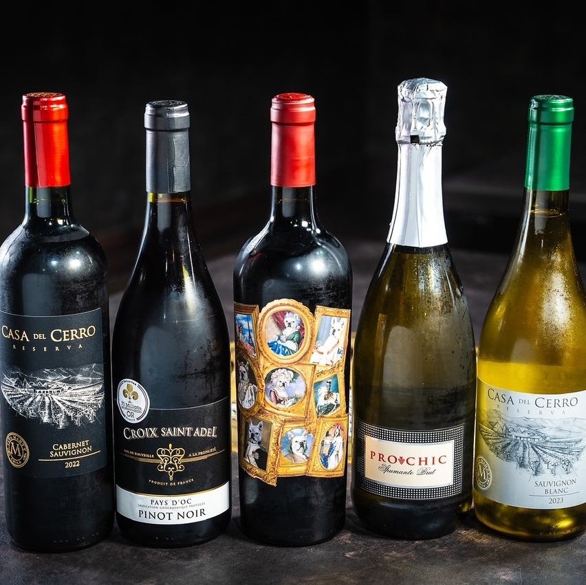 豊富なドリンクをご用意！ソムリエ厳選のワインもおすすめです！