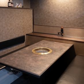 テーブル個室は1部屋2名～6名様までご利用可能です。