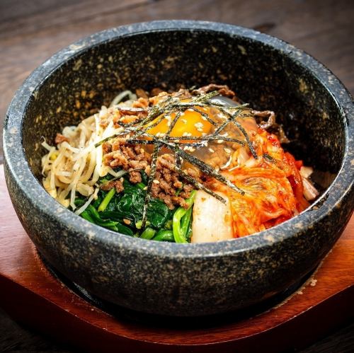 石焼ビビンバ/石焼チーズビビンバ