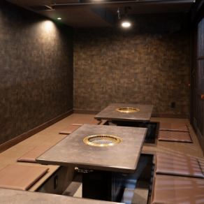 掘りごたつ個室は少人数～大人数、様々な人数の団体様にもぴったりです　各種ご宴会にご利用ください