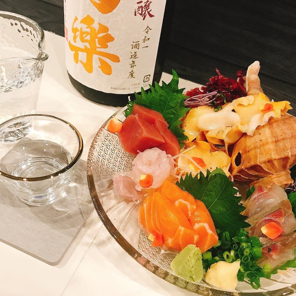 We always have premium sake! An adult izakaya where you can enjoy seafood and local chicken ♪
