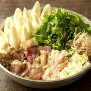 享用比內雞和Kiritanpo火鍋♪【享用比內雞套餐】<共7道菜>含無限暢飲6,000日元
