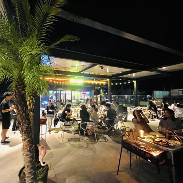 [Terrace with a spacious feel that seats over 70] Casual and stylish large terrace! Enjoy American cuisine at BBQ and course!