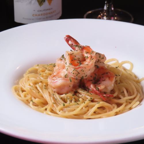 SHRIMP SCAMPI PASTA(シュリンプスキャンピーパスタ)