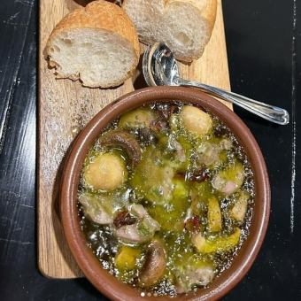 アヒージョ　バケット付