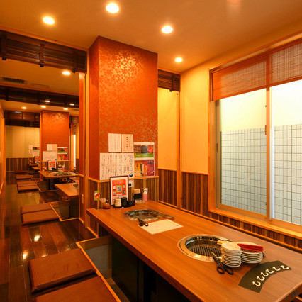 最大40名様宴会可能のお座敷です♪仕切り取り外しで宴会可能！ゆったり足崩してお寛ぎ下さい♪