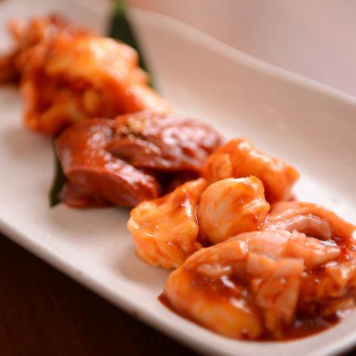 ホルモン盛合せ3種または5種