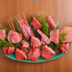 産地やブランド牛に「あえてこだわらない」焼肉屋♪