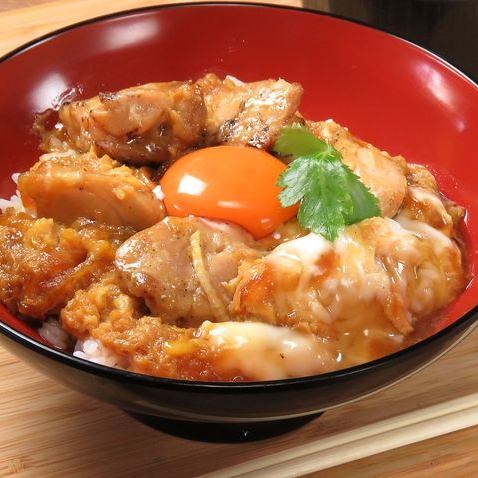 赤鶏玉子の親子丼