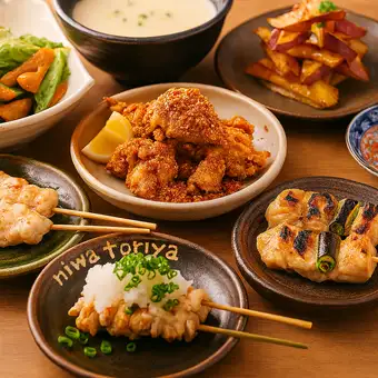 【简易烤鸡串套餐，菜品较少】◆ 共8道菜，3500日元（含税），含无限畅饮