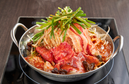 겨울 한정 잊고 신년회 연회!! 흰 냄비 or 불 냄비 선택할 수있는 냄비 코스 <무제한 음료> 90 분 음료 무제한 포함