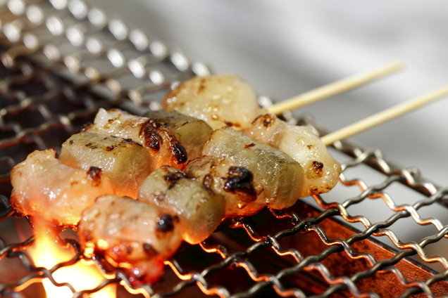 【厳選した黒毛和牛を使用◎】当店オリジナル新鮮ホルモン串♪≪250円円(税込~)≫