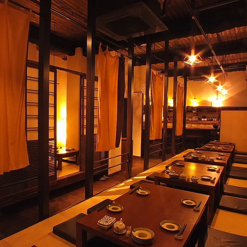 이마 이즈미의 뒷골목에 자리 잡은 숨은 맛집.점내는 안정시키는 일본식 공간 ....