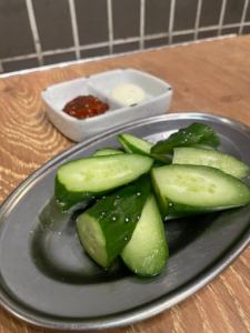 (Crispy!) Cucumber miso mayo