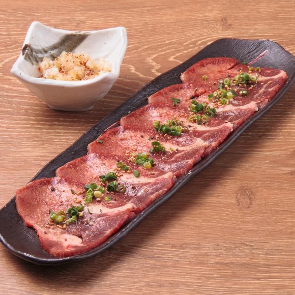 We have a wide selection of standard, popular, and recommended meats♪