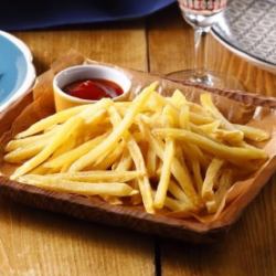 샤카 감자 (125g) 버터 간장, 치즈, 콩소메, 푸른 김, 사워 크림, 마늘 트뤼플