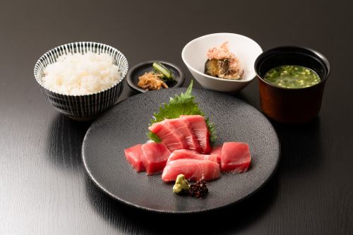 生本まぐろ刺身定食