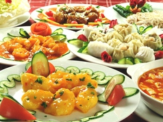 A wide variety of single dishes available!