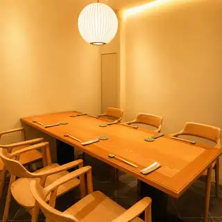 17人から20人で貸切可能。※お席は別部屋になります。