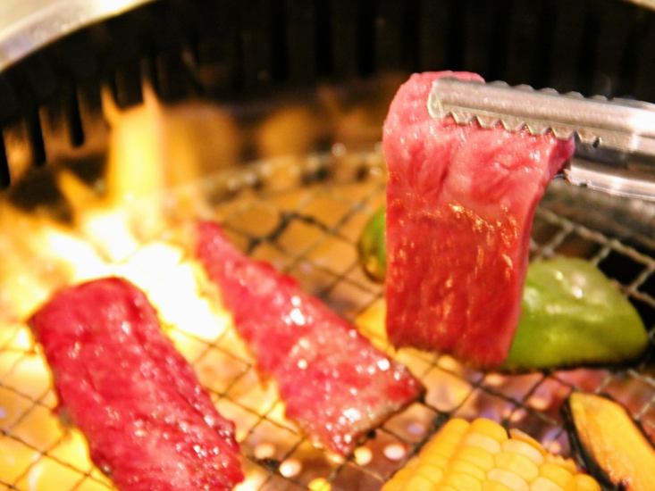Full of volume ☆ All-you-can-eat yakiniku, which is very popular with everyone ★