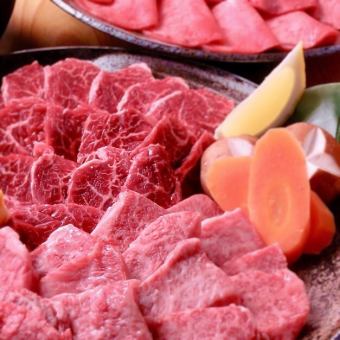 [120 minutes all-you-can-eat beef fat course] Men: 3,828 yen (tax included) / Women: 3,608 yen (tax included)