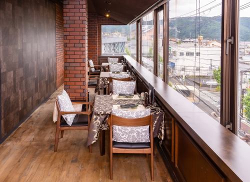 夜景の素敵な洋食店