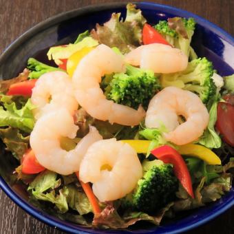 Italian shrimp and broccoli salad