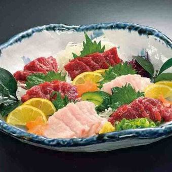 [2H all-you-can-drink included] Sumire course, 8 dishes, 5,000 yen (tax included) Full of volume, including an assortment of 5 types of sashimi, motsu nabe, and more!