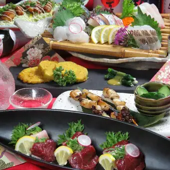 日～木限定【郷土料理コース4,000円】赤鶏炭火焼・馬刺し・刺身盛りを味わう《2時間飲み放題付》