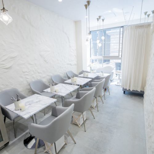 ≪テーブル≫ 4名掛け×1卓