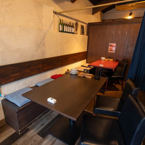 [Adjustable private rooms available◎] We have private rooms available for 2 to 6 people! It's the perfect space for dates, birthdays, anniversaries, and other celebrations.♪ Enjoy a relaxing and enjoyable time in our private rooms, which are also very popular with couples! They can also be used for large gatherings, so we welcome all kinds of parties, from wedding receptions, and more.☆